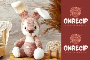 Read more about the article Free Velvet Plush Crochet Bunny Amigurumi Pattern