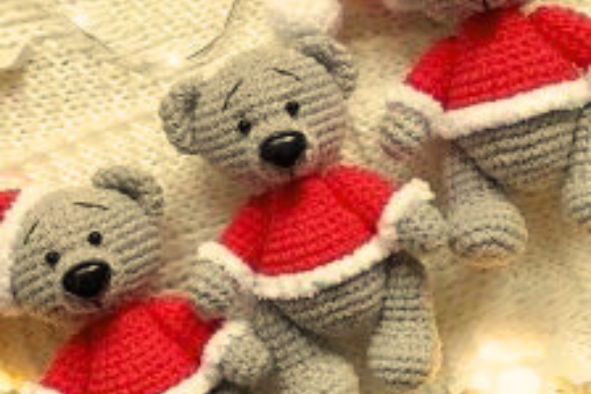You are currently viewing AMIGURUMI CHRISTMAS TEDDY BEAR FREE PATTERN