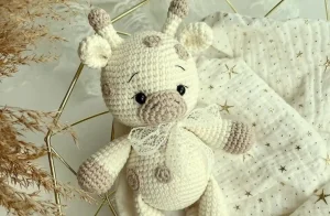 Read more about the article Free crochet baby giraffe pattern