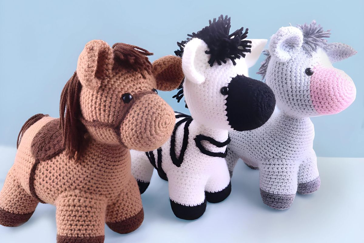 You are currently viewing HORSE, DONKEY, ZEBRA AMIGURUMI CROCHET PATTERN