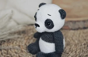 Read more about the article Panda free crochet amigurumi pattern