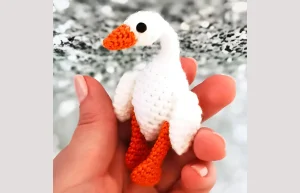 Read more about the article Amigurumi Easy Goose Free Pattern