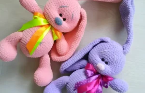 Read more about the article Color Rabbit Amigurumi Free Pattern