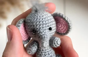 Read more about the article Crochet Elephant Keychain Free Pattern