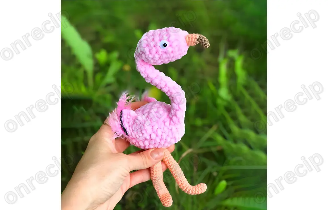 You are currently viewing Flamingo Free Amigurumi Pattern