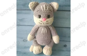 Read more about the article Free amigurumi Striped Tail Cat crochet