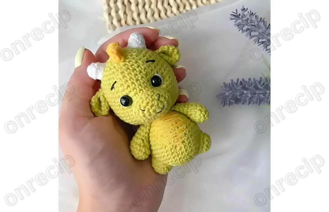 You are currently viewing Amigurumi tiny dragon free crochet pattern