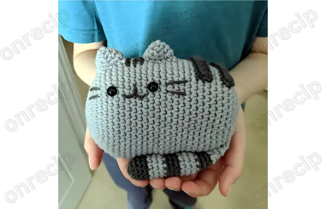 You are currently viewing Free amigurumi cat crochet pattern