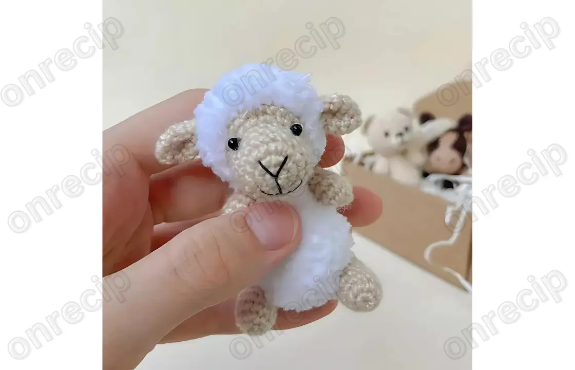 You are currently viewing Free amigurumi crochet sheep pattern