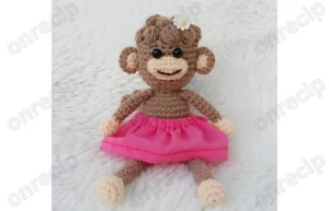 Read more about the article Free Amigurumi Curly Baby Monkey Making