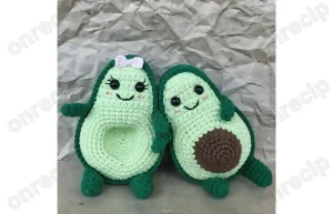 Read more about the article Free Crocheted Avocado Fruit Amigurumi Pattern