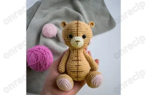 Read more about the article Free Crocheted Teddy Bear Amigurumi Pattern