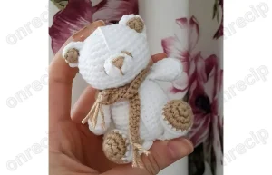 Read more about the article Free Little Amigurumi Bear Crochet Pattern