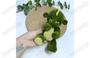 Read more about the article Free amigurumi plush dragon crochet pattern