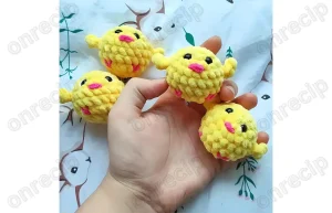 Read more about the article Amigurumi Chick Pi Free Crochet Pattern