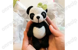 Read more about the article Free amigurumi panda crochet pattern