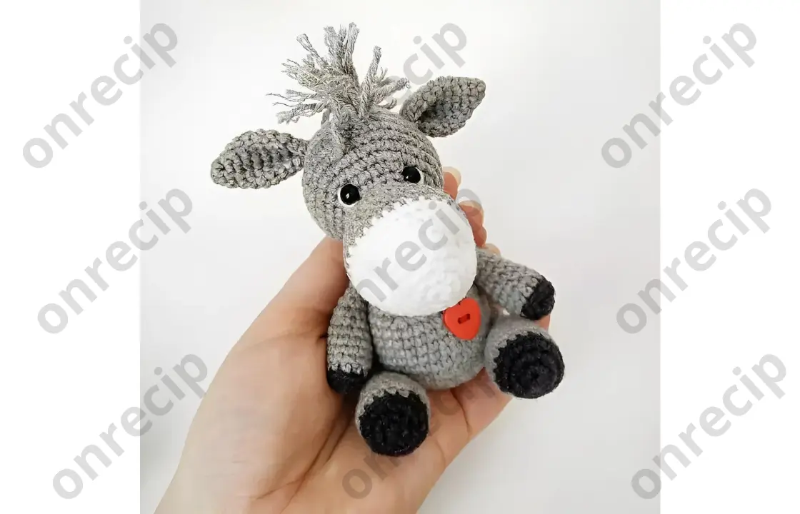 You are currently viewing Free donkey amigurumi crochet pattern