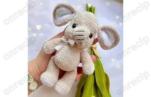 Read more about the article Free mini elephant crochet amigurumi pattern