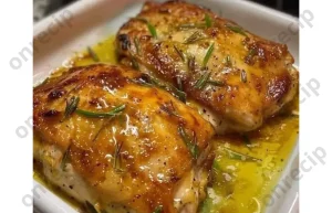 Read more about the article Honey Garlic Chicken with Soy Glaze